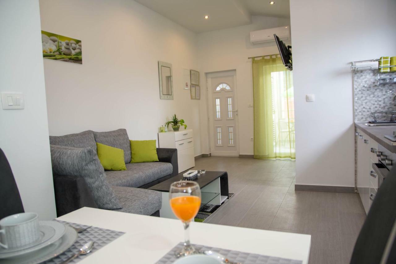 Apartment Sara คาชเตลา ภายนอก รูปภาพ